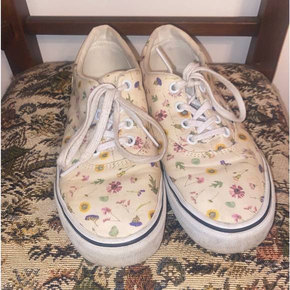 Vans Women’s Doheny Low Rise Canvas Sneakers, sz 6.5 - Picture 10 of 15